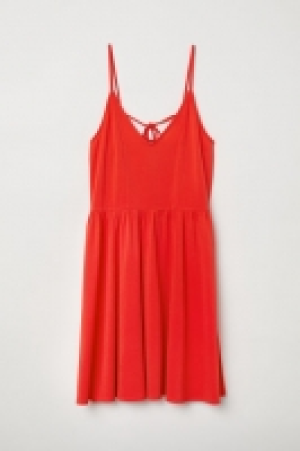  Robe en crêpe de jersey 10.99 €