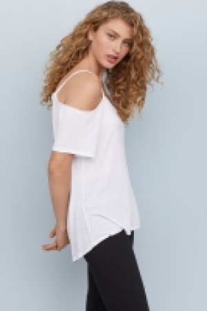  Top épaules dénudées en jersey 9.99 €