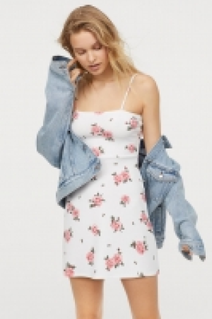  Robe courte 6.99 €