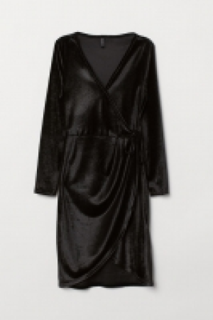  Robe portefeuille en velours 17.99 €