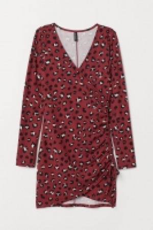  Robe avec lien de serrage 14.99 €
