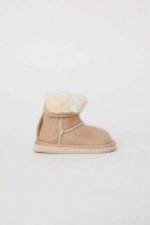  Bottines chaudement doublées 6.99 €