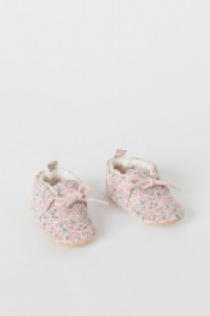  Chaussons souples 6.99 €