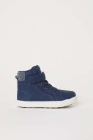  Baskets montantes 18.99 €