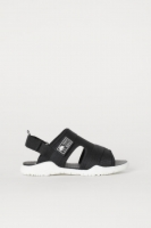  Sandales façon néoprène 11.99 €