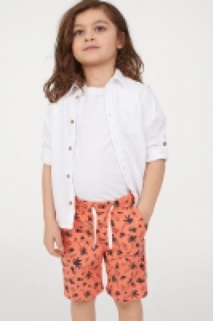  Short en twill 3.99 €