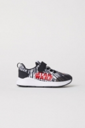  Baskets avec impression 9.99 €