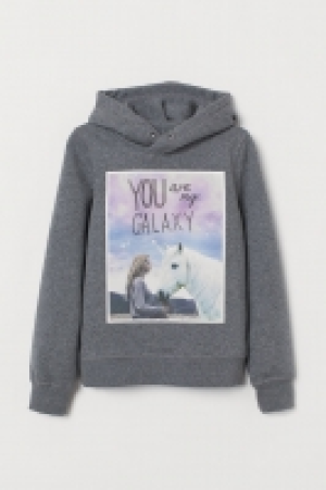  Sweat à capuche avec motif 12.99 €
