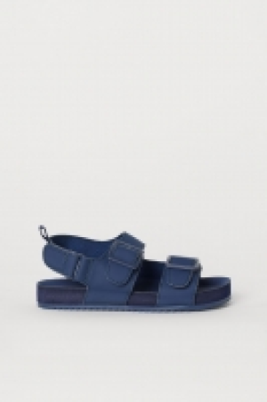  Sandales 12.99 €