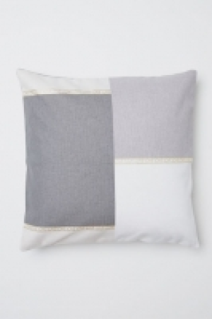  Housse de coussin color block 6.99 €