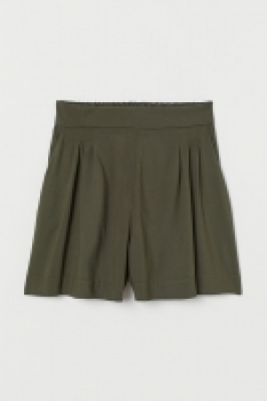  Short ample 5.99 €