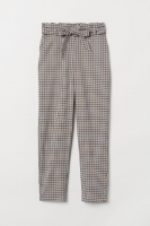  Pantalon cigarette 12.99 €