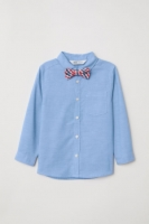  Chemise avec cravate/nud 7.99 €