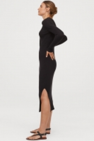  Robe en maille côtelée 18.99 €