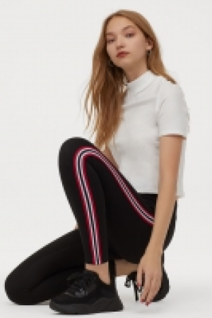  Legging à galons 7.99 €