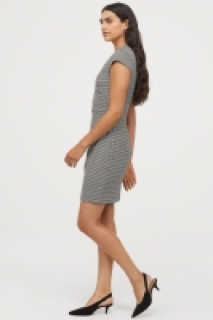  Robe courte 14.99 €