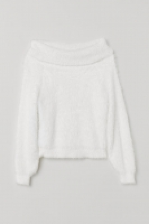  Pull en maille duveteuse 12.99 €