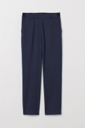  Pantalon cigarette 9.99 €