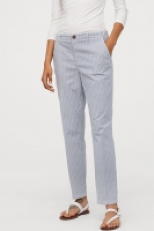  Chino en coton 8.99 €
