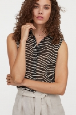  Blouse sans manches 3.99 €