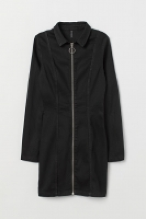  Robe chemise ajustée 24.99 €