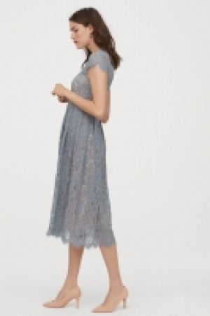 Robe de longueur mi-mollet 34.99 €