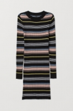  Robe ajustée 6.99 €