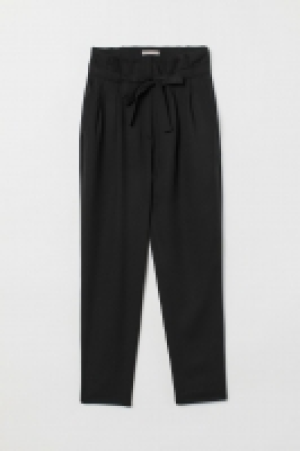  Pantalon paper bag 18.99 €
