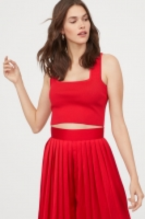  Crop top 12.99 €