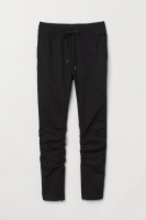  Pantalon jogger en coton 14.99 €