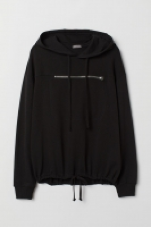  Sweat avec poche de poitrine 18.99 €