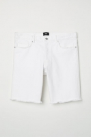  Short en jean Slim 19.99 €