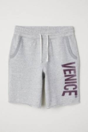  Short en molleton 11.99 €