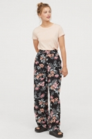 Pantalon ample 9.99 €