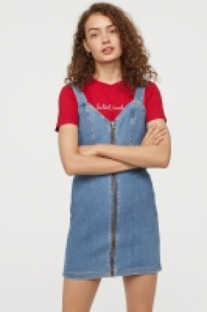  Robe courte en jean 18.99 €
