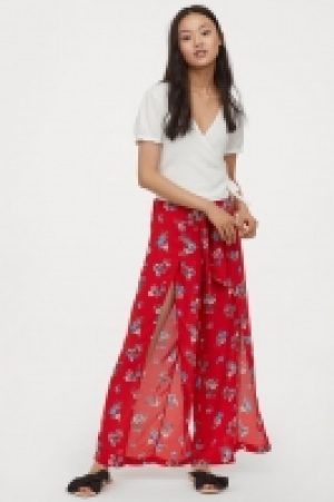  Pantalon avec fentes montantes 9.99 €