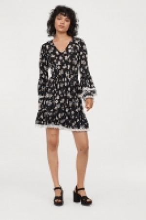  Robe à manches trompette 19.99 €