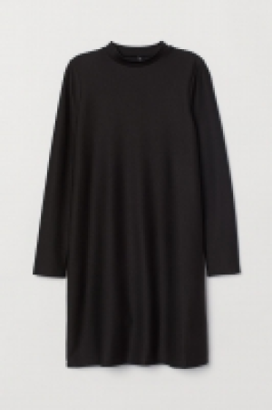  Robe à galons 9.99 €