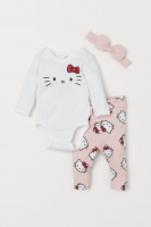  Ensemble 3 pièces en jersey 8.99 €