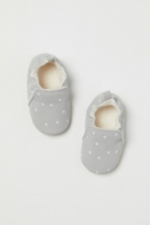  Chaussons souples 4.99 €