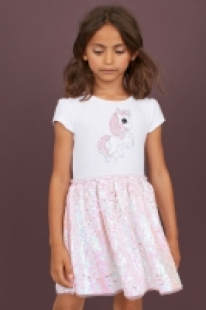  Robe avec jupe en tulle 9.99 €