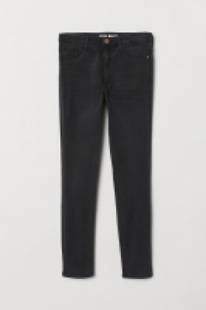  Skinny Fit Generous Size Jeans 12.99 €