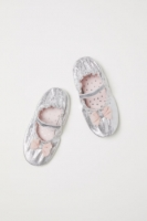  Chaussons de danse 5.99 €