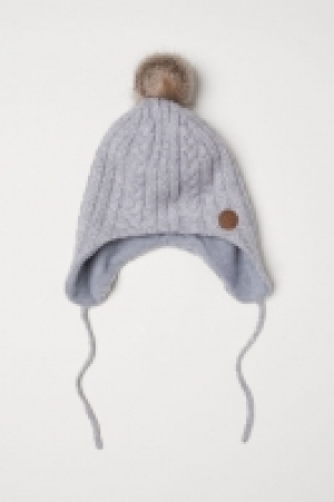  Bonnet en maille torsadée 6.99 €