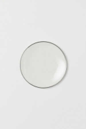  Assiette en porcelaine 3.99 €
