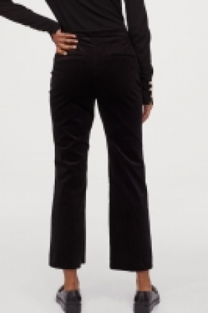  Pantalon 7/8 en velours côtelé 19.99 €