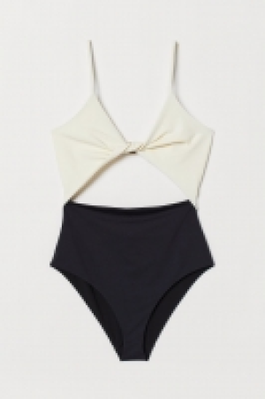  Maillot de bain découpé 17.99 €