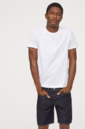  Short en jean Straight 7.99 €