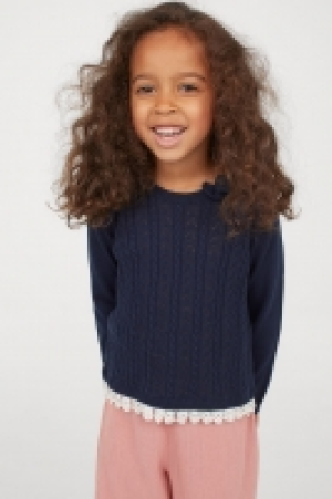  Pull avec dentelle 5.99 €