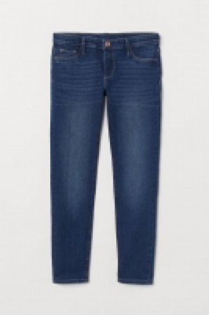  Skinny Fit Generous Size Jeans 9.99 €